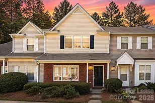 6720 Cypress Tree Ln, Charlotte, NC 28215 - Photo 1