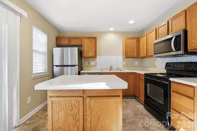 11214 Grass Field Road, Charlotte, NC 28213 - Photo 9