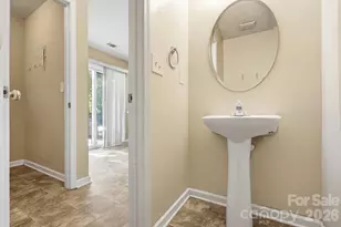 11214 Grass Field Rd, Charlotte, NC 28213 - Photo 15