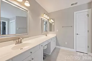 7035 Walton Heath Ln, Charlotte, NC 28277 - Photo 31