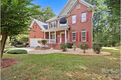 637 Falls Creek Court, Fort Mill, SC 29715 - Photo 3