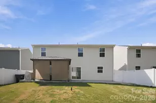 5108 Rustling Pnes Ct, Charlotte, NC 28215 - Photo 33