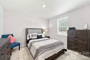 5108 Rustling Pnes Ct, Charlotte, NC 28215 - Photo 23