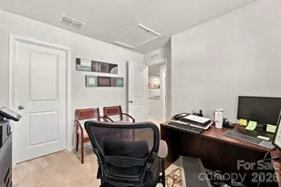 5108 Rustling Pnes Ct, Charlotte, NC 28215 - Photo 29