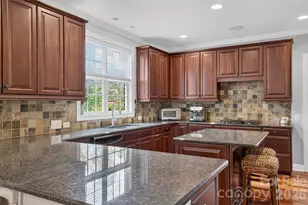 10103 Legolas Ln, Charlotte, NC 28269 - Photo 19