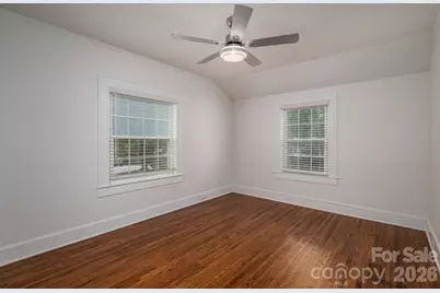 501 W Sixth Avenue, Gastonia, NC 28052 - Photo 9