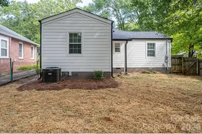 501 W Sixth Avenue, Gastonia, NC 28052 - Photo 21