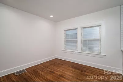 501 W Sixth Avenue, Gastonia, NC 28052 - Photo 13