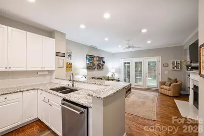 129 Sloane Square Way, Charlotte, NC 28211 - Photo 15