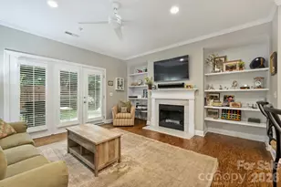 129 Sloane Square Way, Charlotte, NC 28211 - Photo 21