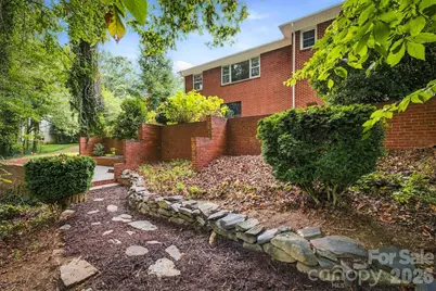 146 Maehill Place SW, Lenoir, NC 28645 - Photo 9