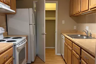 5020 Sardis Rd, Charlotte, NC 28270 - Photo 5