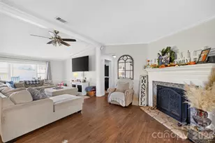 455 Hubbard Rd, Hickory, NC 28601 - Photo 7