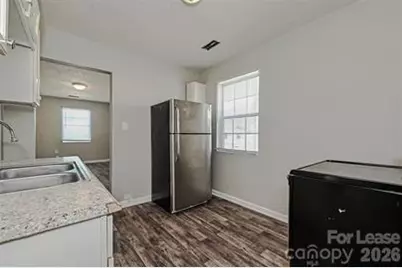 331 Jones Street, Charlotte, NC 28208 - Photo 9
