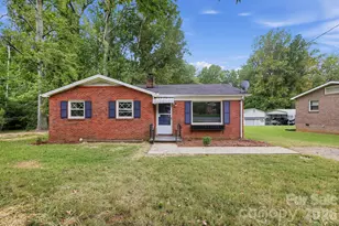 1912 Carpenter St, Shelby, NC 28150 - Photo 1