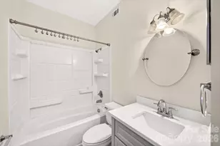 224 N Poplar St, Charlotte, NC 28202 - Photo 19