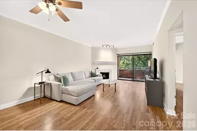 224 N Poplar Street #23, Charlotte, NC 28202 - Photo 5