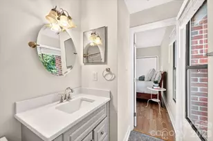 224 N Poplar St, Charlotte, NC 28202 - Photo 21