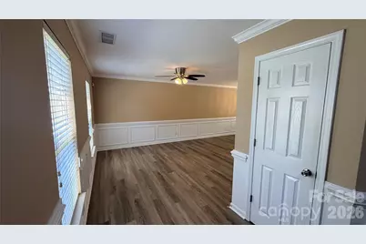 9334 Arbor Creek Drive, Charlotte, NC 28269 - Photo 5