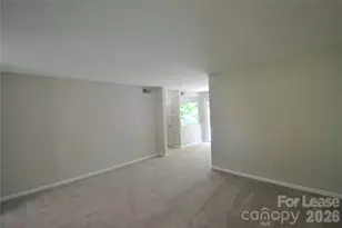 2013 Stoney Point Ln, Charlotte, NC 28210 - Photo 5