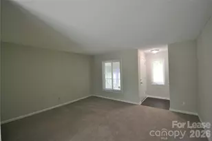 2013 Stoney Point Ln, Charlotte, NC 28210 - Photo 3