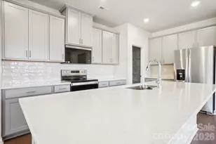 5067 Poplin Vly, Cherryville, NC 28021 - Photo 5