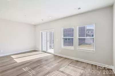 8017 Hidden Springs Trail, Charlotte, NC 28216 - Photo 5
