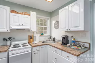 223 Davidson Rd, Swannanoa, NC 28778 - Photo 5
