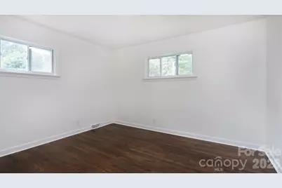 6400 Elmwood Circle, Charlotte, NC 28214 - Photo 15