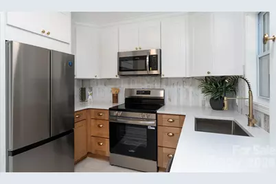 6400 Elmwood Circle, Charlotte, NC 28214 - Photo 13