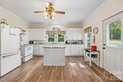 500 N Chapel Street, Landis, NC 28088 - Photo 7