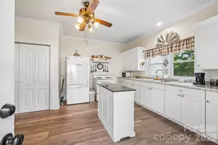500 N Chapel St, Landis, NC 28088 - Photo 9