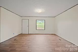 2913 Conner Cir, Morganton, NC 28645 - Photo 5