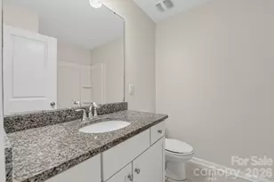 8727 Harris Lake Ln, Charlotte, NC 28269 - Photo 13
