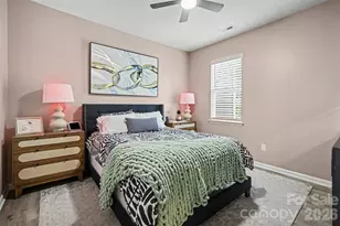 8131 Merryvale Ln, Charlotte, NC 28214 - Photo 17