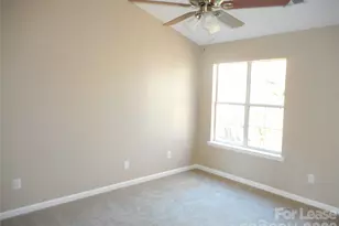6611 Flat Creek Dr, Charlotte, NC 28277 - Photo 17