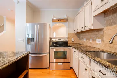807 Greenleaf Avenue, Charlotte, NC 28202 - Photo 9