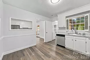 7724 Winterset Dr, Charlotte, NC 28270 - Photo 19