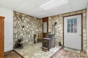 1840 White Oak Rd, Burnsville, NC 28714 - Photo 25