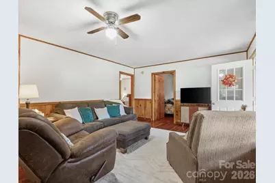 1840 White Oak Road, Burnsville, NC 28714 - Photo 5
