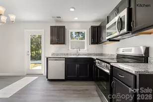 609 E Warren St, Shelby, NC 28150 - Photo 5