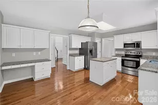 5726 Swanston Dr, Charlotte, NC 28269 - Photo 13