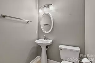 5726 Swanston Dr, Charlotte, NC 28269 - Photo 7