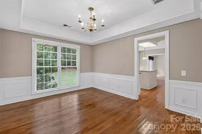 5726 Swanston Drive, Charlotte, NC 28269 - Photo 9