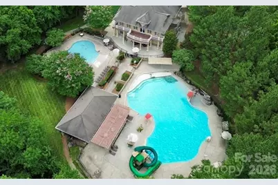 5726 Swanston Drive, Charlotte, NC 28269 - Photo 39