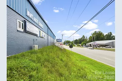 2109 Spartanburg Highway, East Flat Rock, NC 28726 - Photo 19