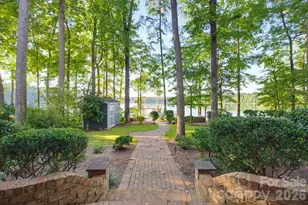 5401 Mountain Point Ln, Charlotte, NC 28216 - Photo 37