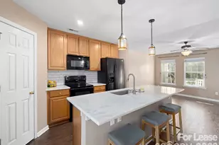 18461 Streamline Ct, Cornelius, NC 28031 - Photo 5