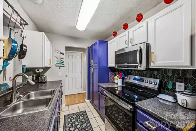 140 Addison Place, Troutman, NC 28166 - Photo 11