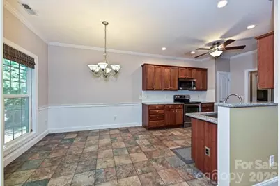 2715 Lakeview Circle, Matthews, NC 28105 - Photo 13